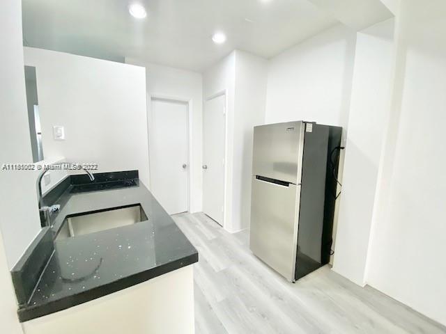 P & S APARTMENTS CONDO - Residential Lease