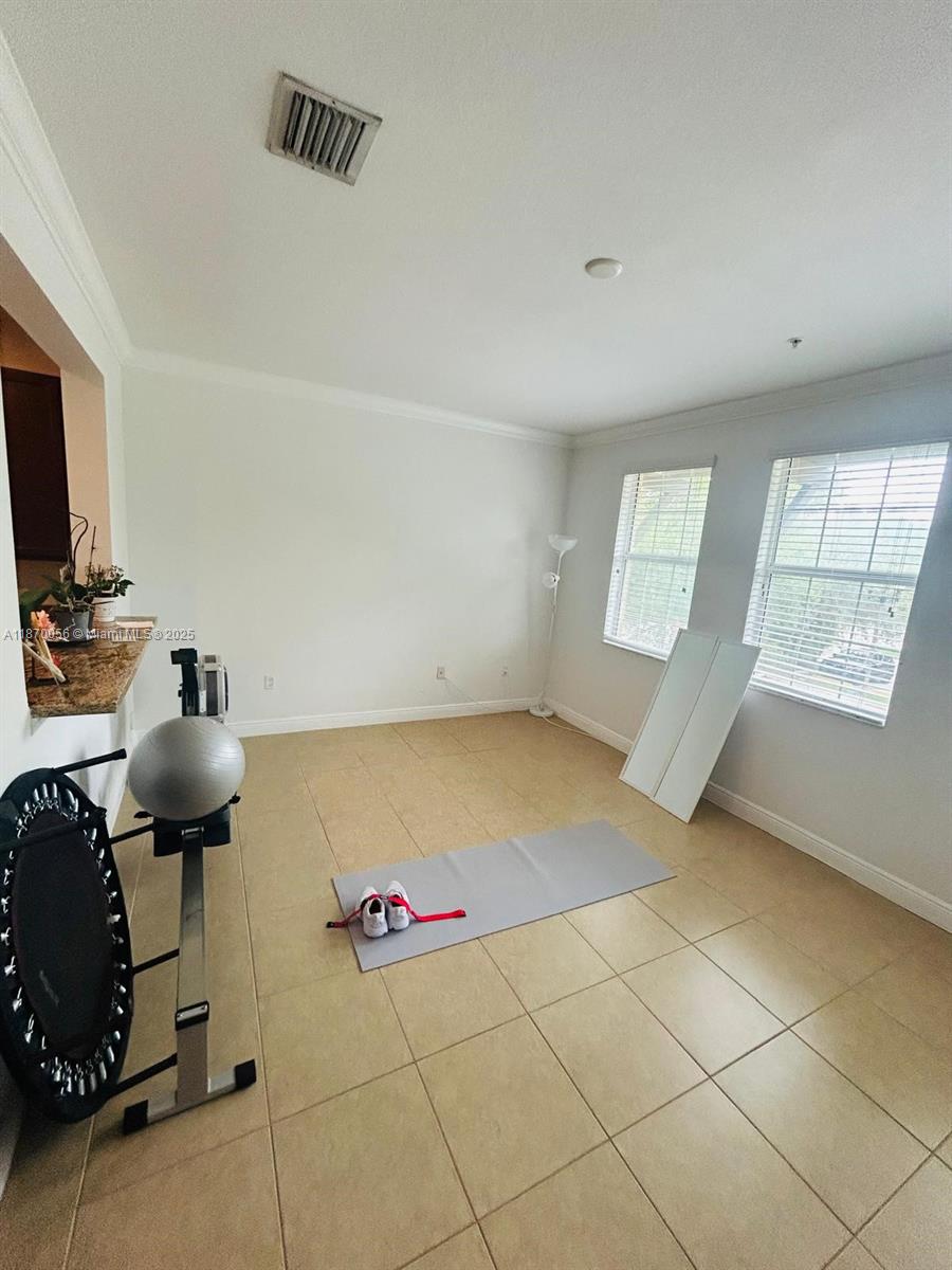 COBBLESTONE II CONDO - Residential Lease