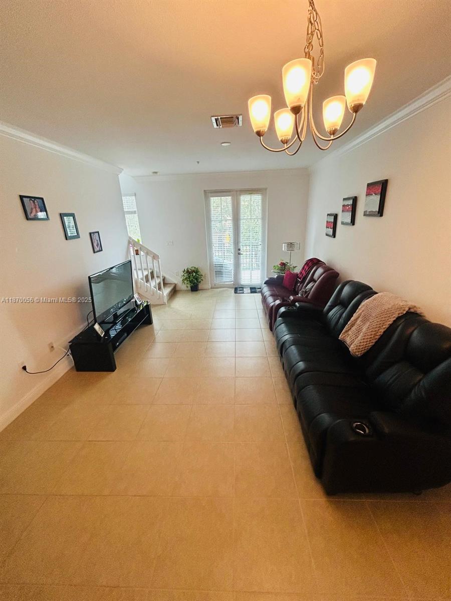 COBBLESTONE II CONDO - Residential Lease