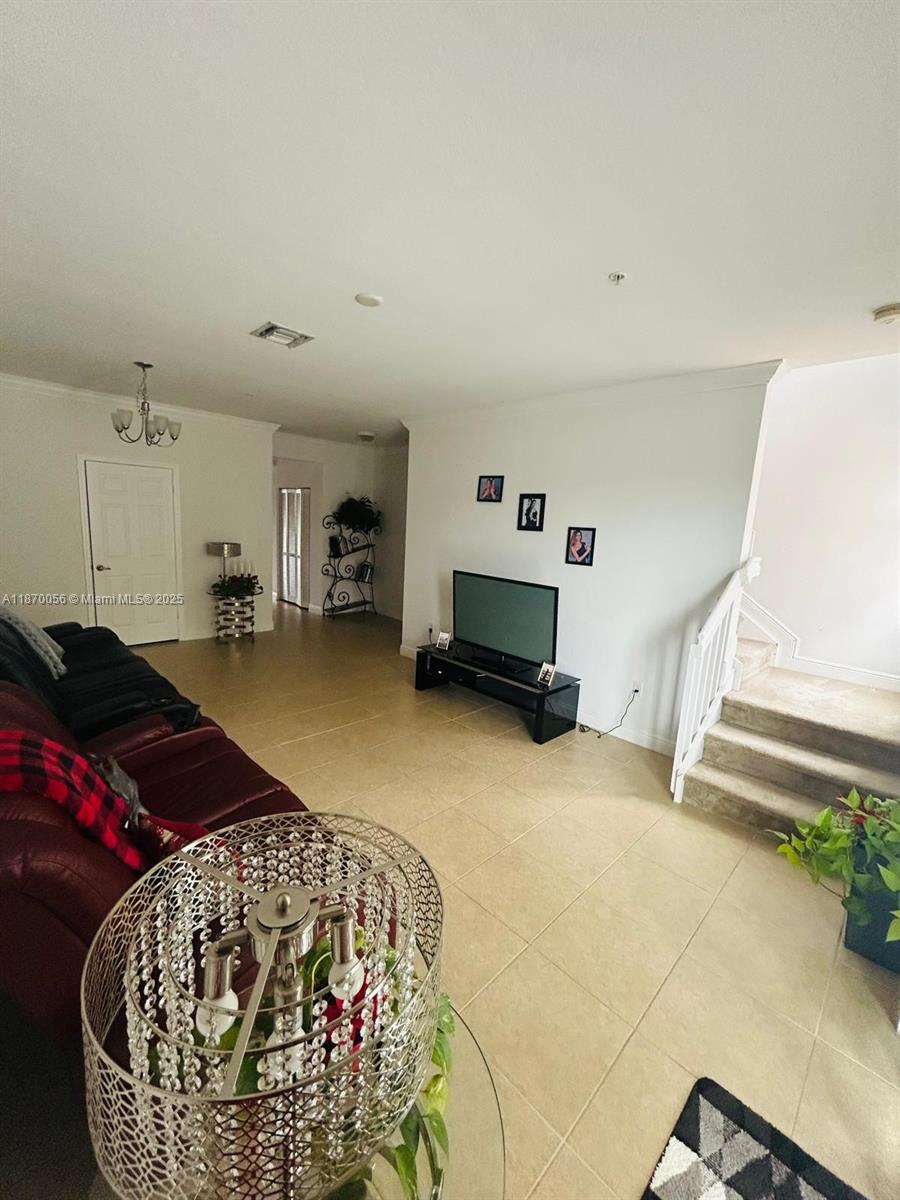 COBBLESTONE II CONDO - Residential Lease