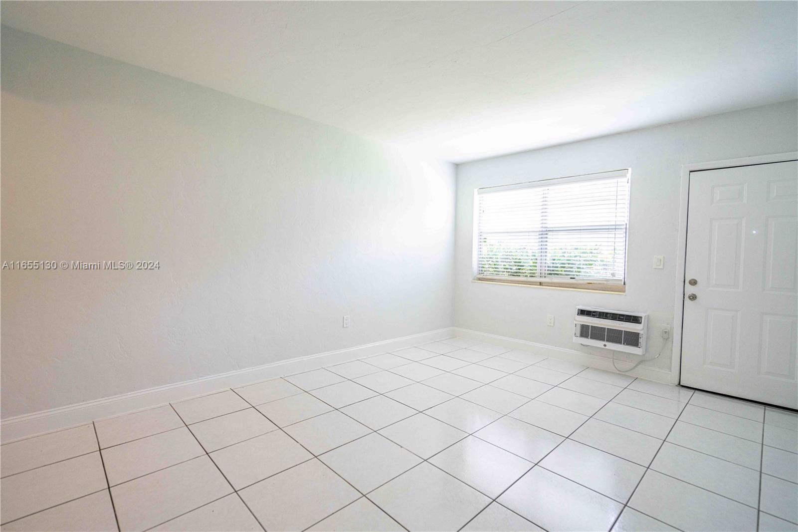 ALTOS DEL MAR NO 3 - Residential Lease