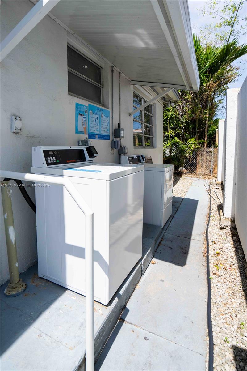 ALTOS DEL MAR NO 3 - Residential Lease