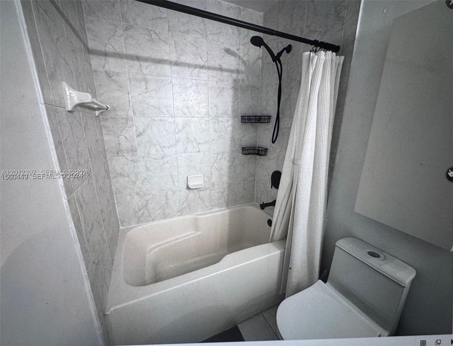THE LOFT DOWNTOWN II COND - Residential Lease