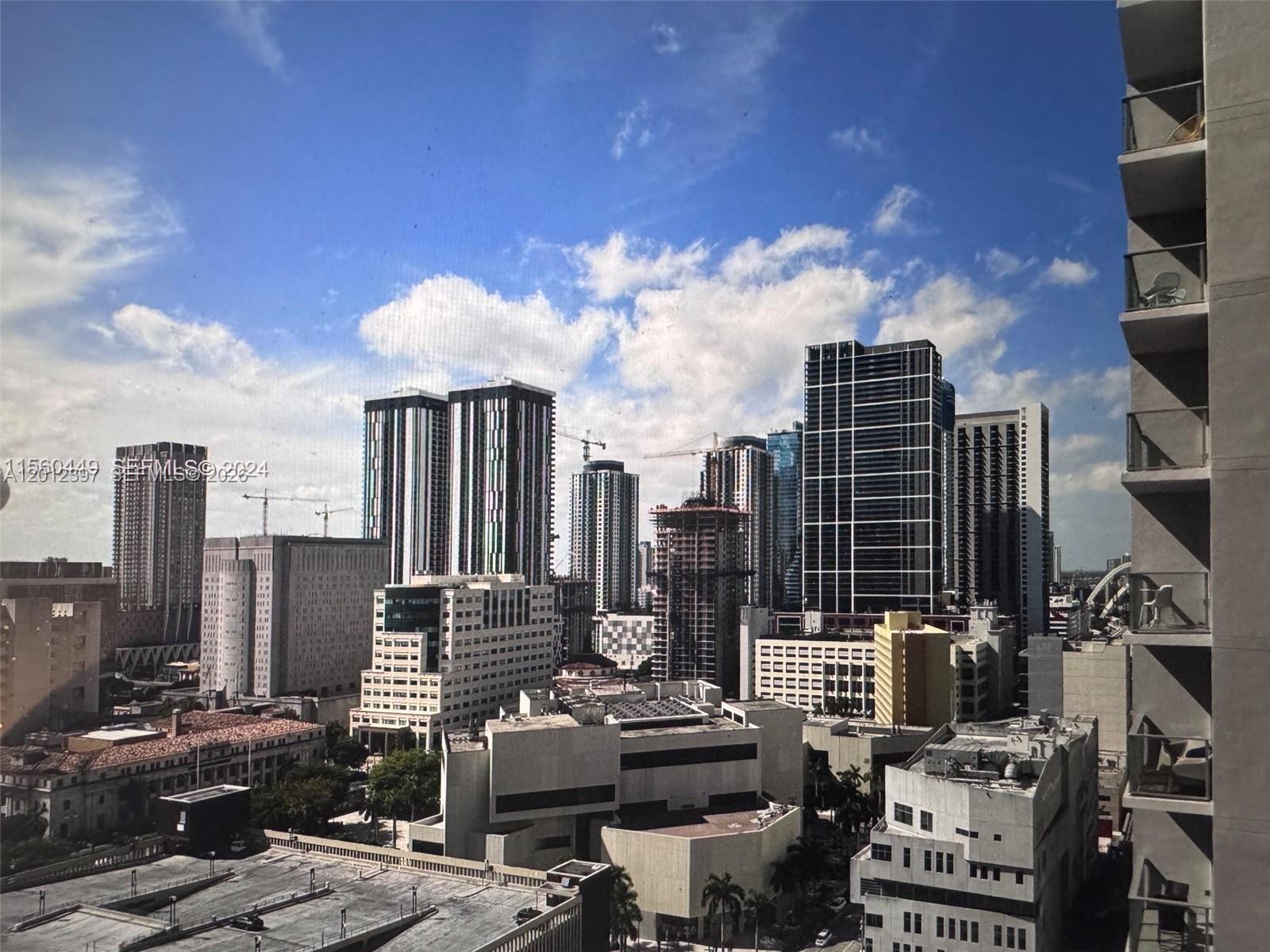 THE LOFT DOWNTOWN II COND - Residential Lease