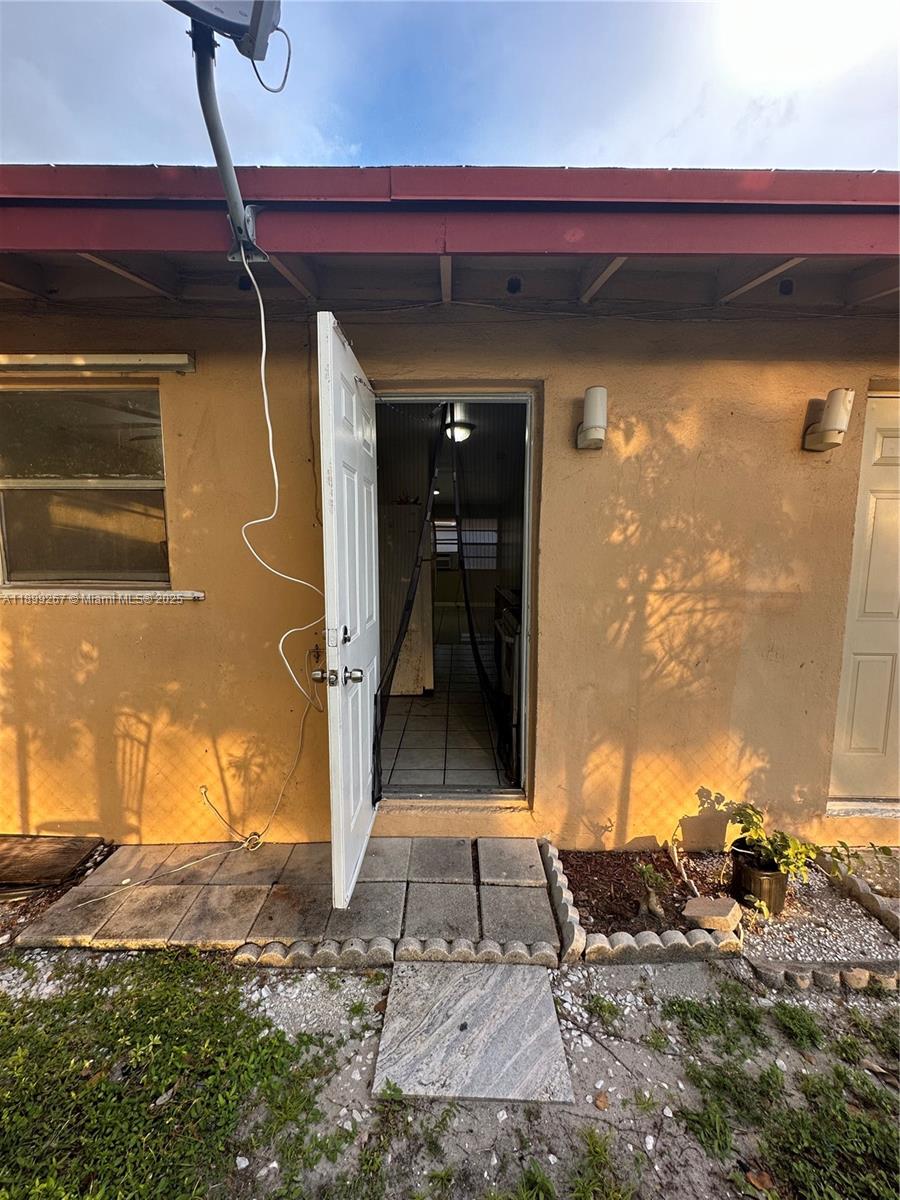 WEST CARVER RANCHES ADD N - Residential Lease