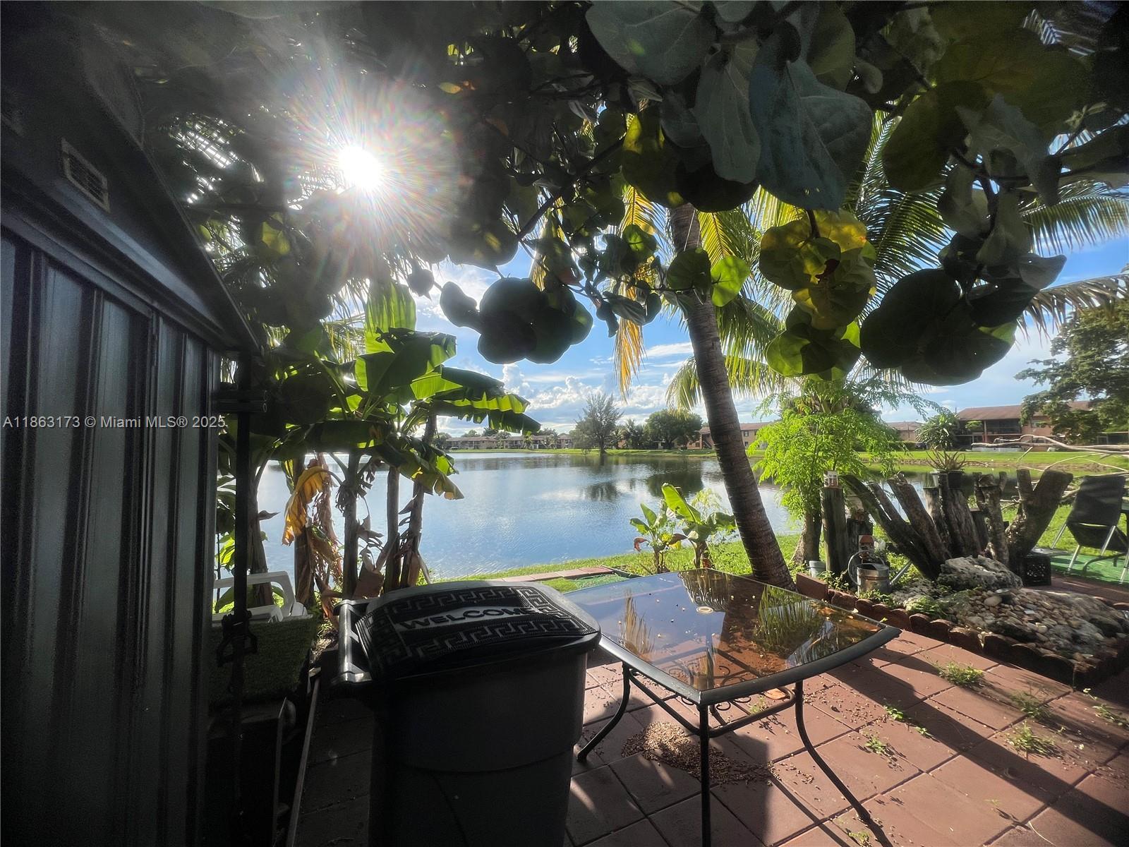 LAGO GRANDE FOUR-B CONDO - Residential