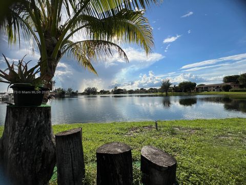 Photo of 6590 W 24th Ct #24-106, Hialeah, FL 33016 (MLS # A11863173) Photo of 6590 W 24th Ct #24-106, Hialeah, FL 33016 (MLS # A11863173)