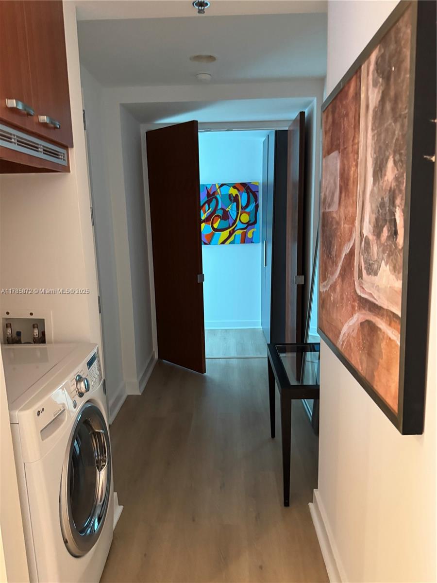 MAYFIELD CONDO - Residential Lease