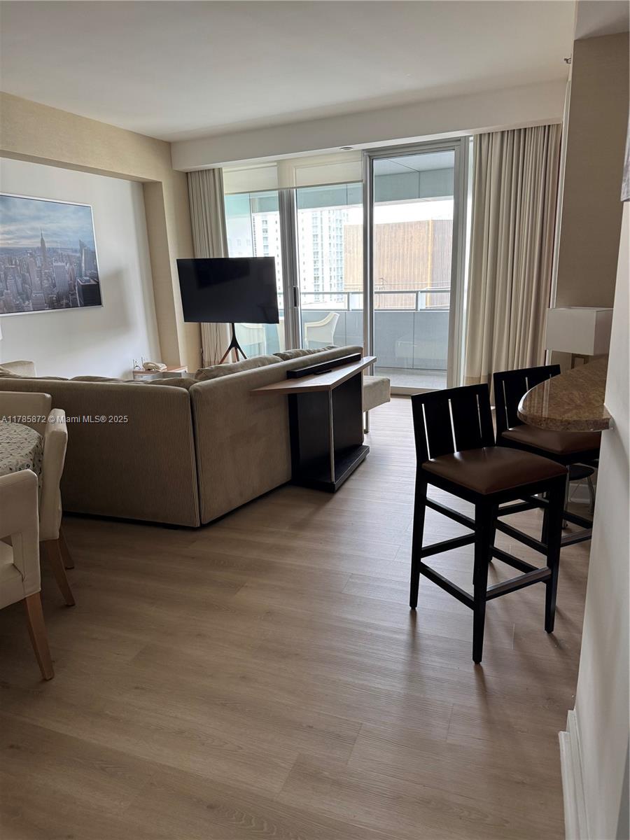 MAYFIELD CONDO - Residential Lease