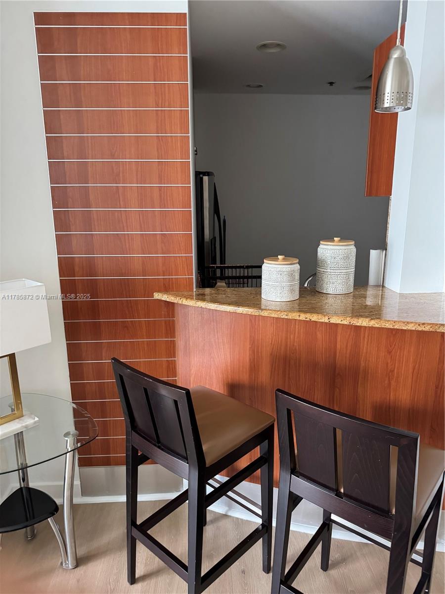 MAYFIELD CONDO - Residential Lease