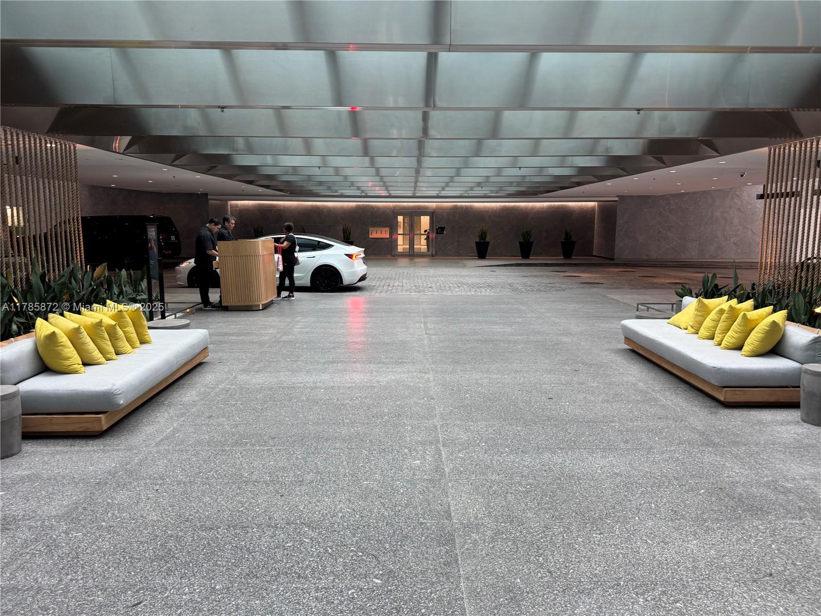 MAYFIELD CONDO - Residential Lease