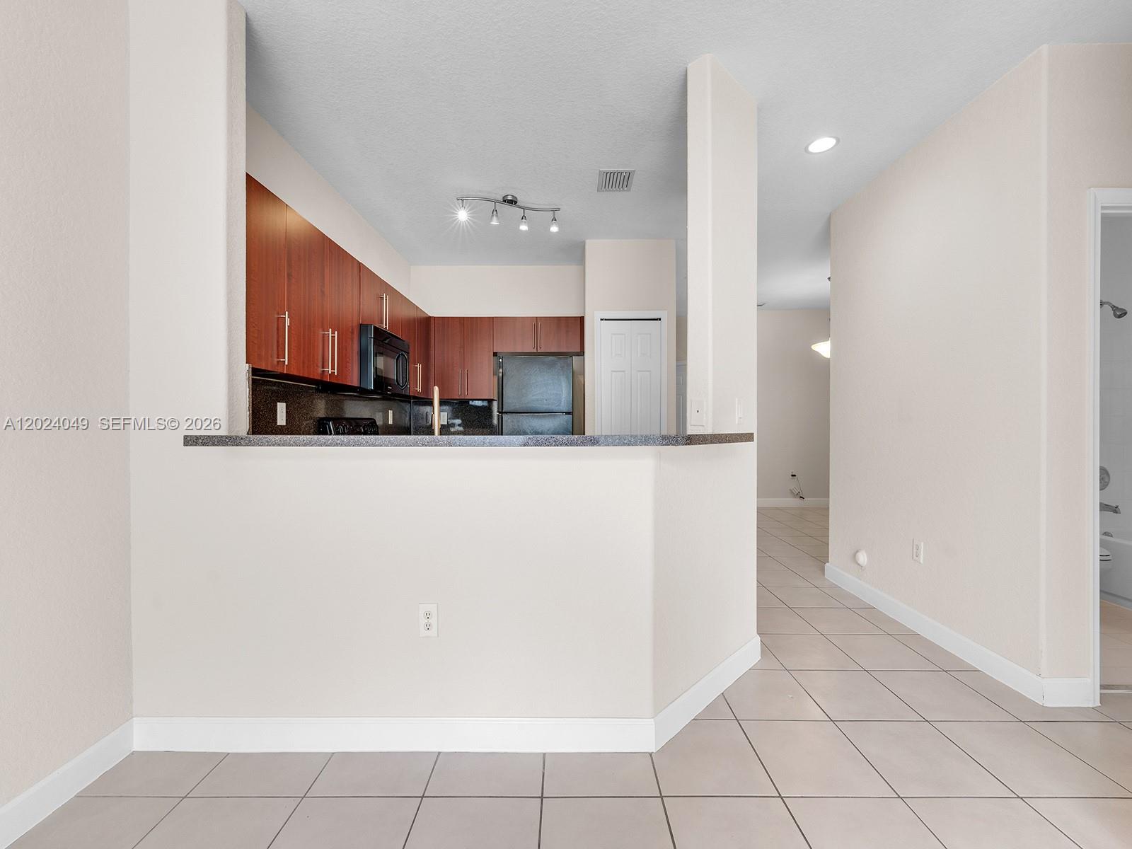 KEYS GARDEN - Residential
