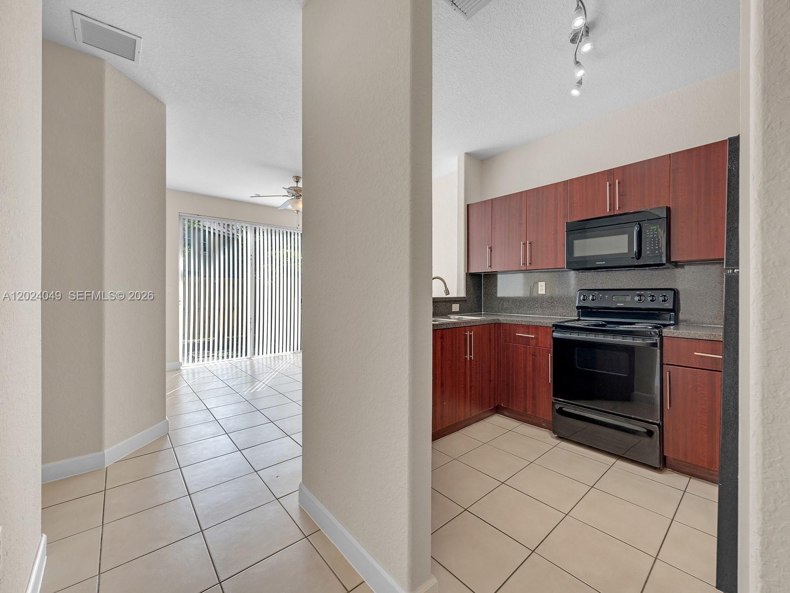 KEYS GARDEN - Residential