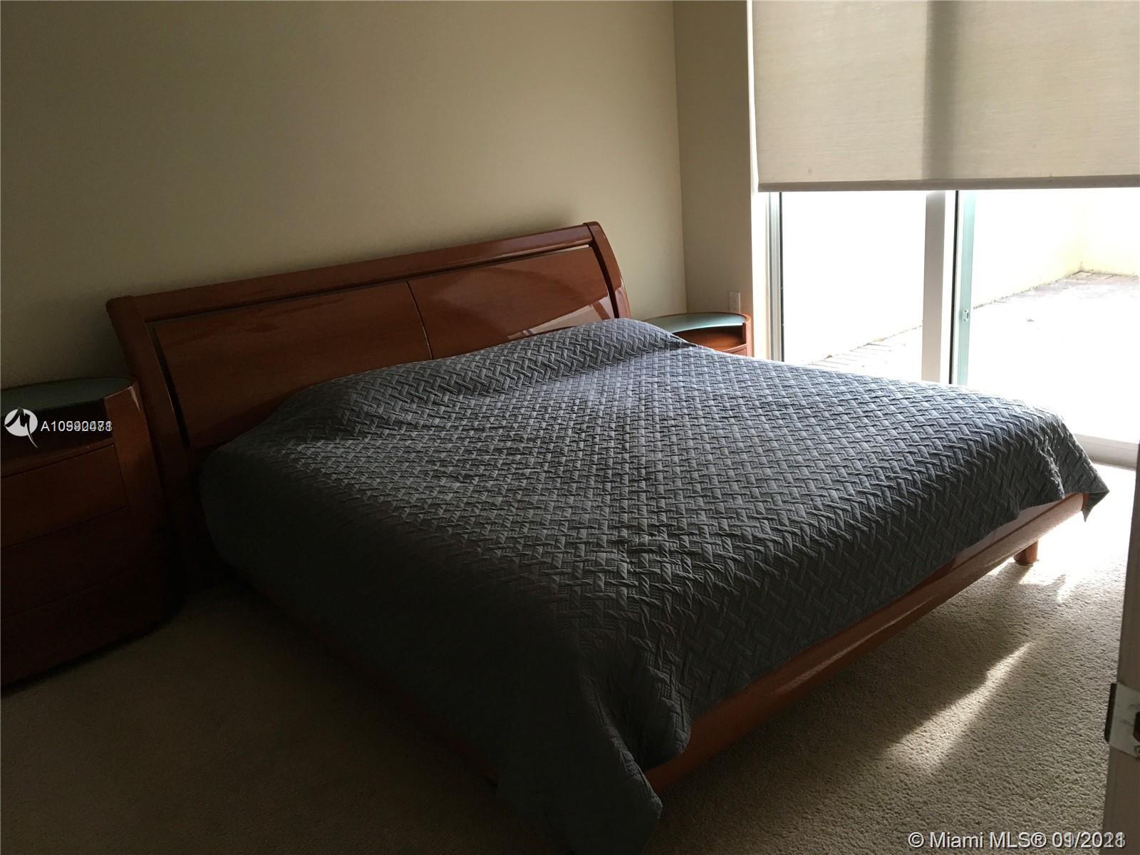 DUO CONDO WEST - Residential