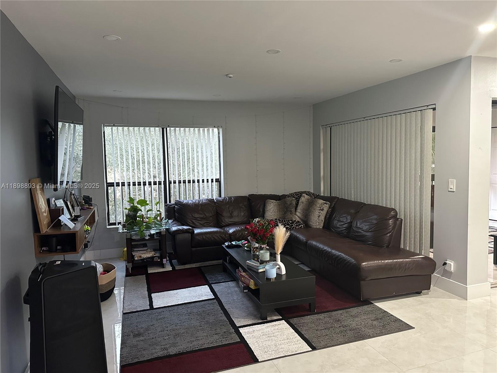 KARANDA VILLAGE V-B CONDO - Residential Lease