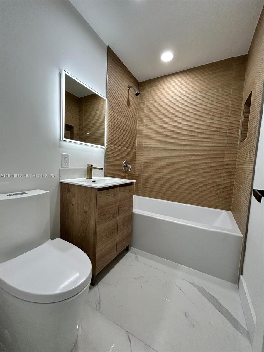 NORTH ANDREWS TERRACE - Residential