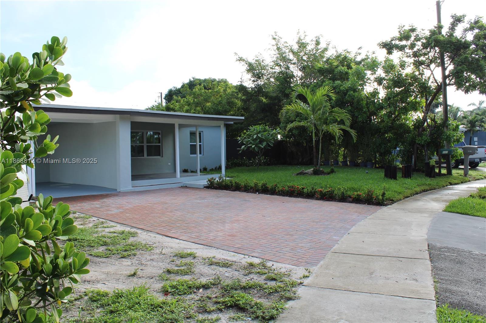 NORTH ANDREWS TERRACE - Residential