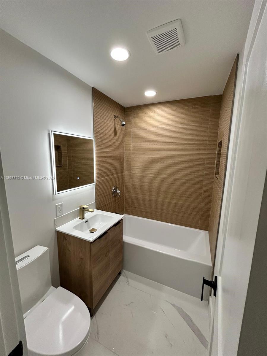 NORTH ANDREWS TERRACE - Residential