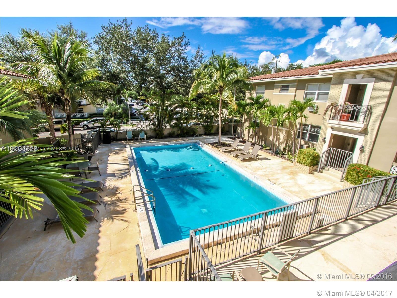 125 Edgewater Dr 3, Coral Gables, Broward County, Florida - 1 Bedrooms  
1 Bathrooms - 