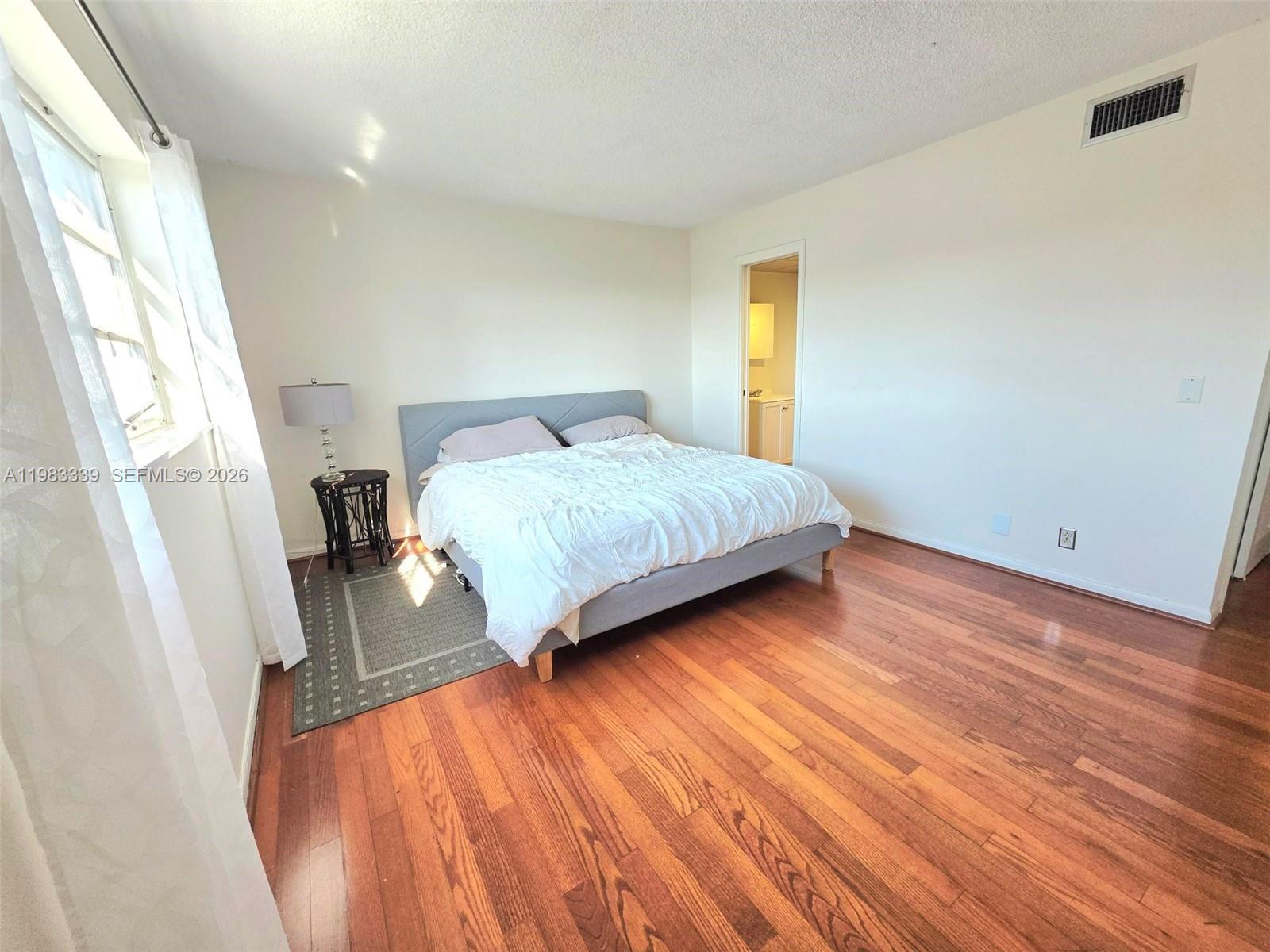 MEADOWBROOK TOWERS CONDO - Residential