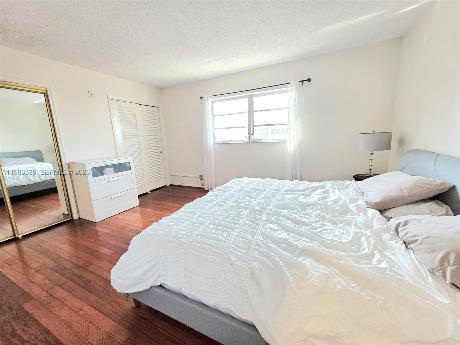 MEADOWBROOK TOWERS CONDO - Residential