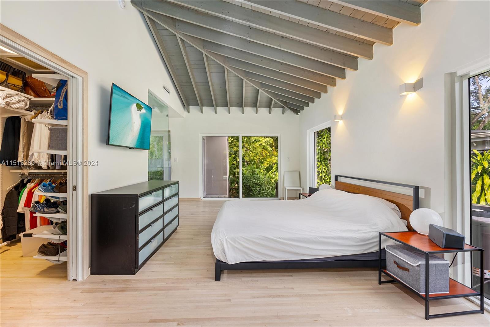 RHODES AMD NEW BISC - Residential