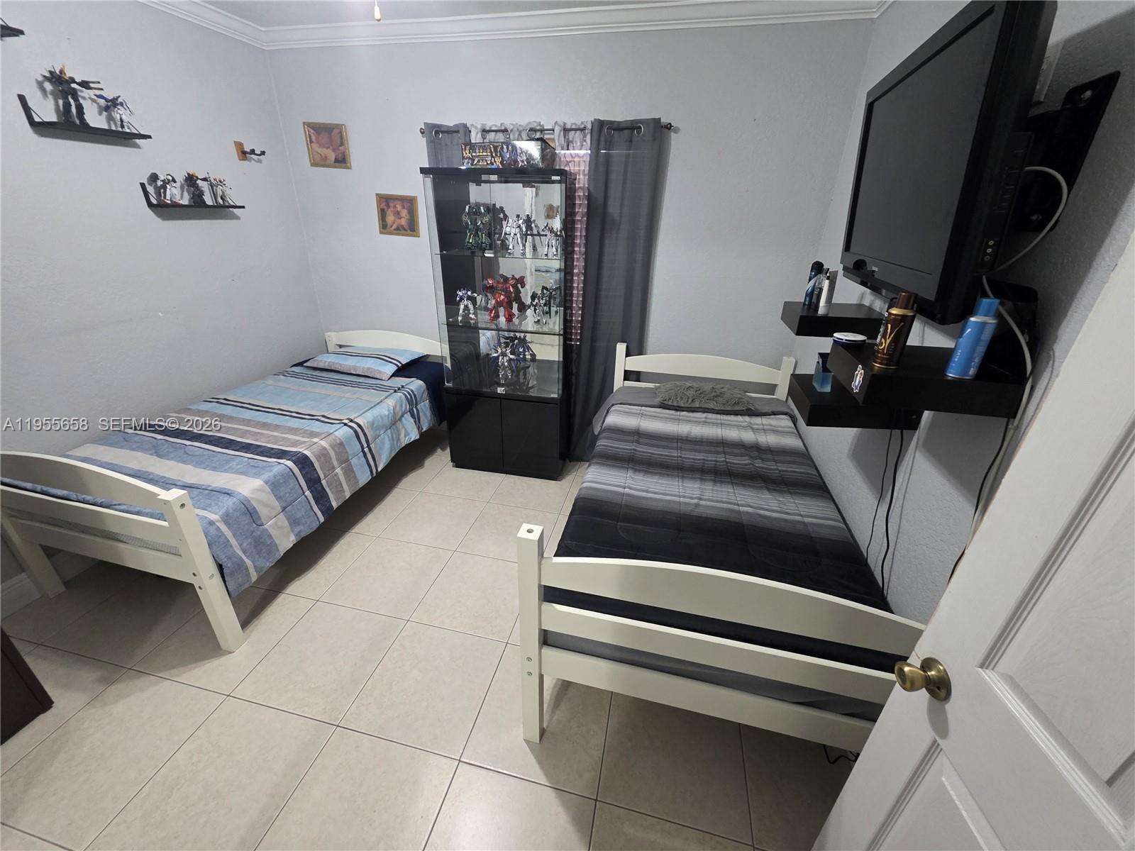 HIALEAH 14TH ADDN REV PL - Residential