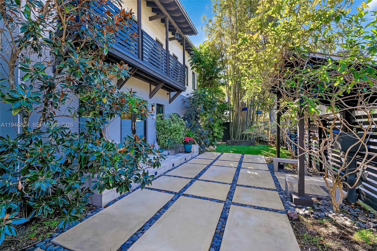 NATOMA MANORS RE SUB - Residential