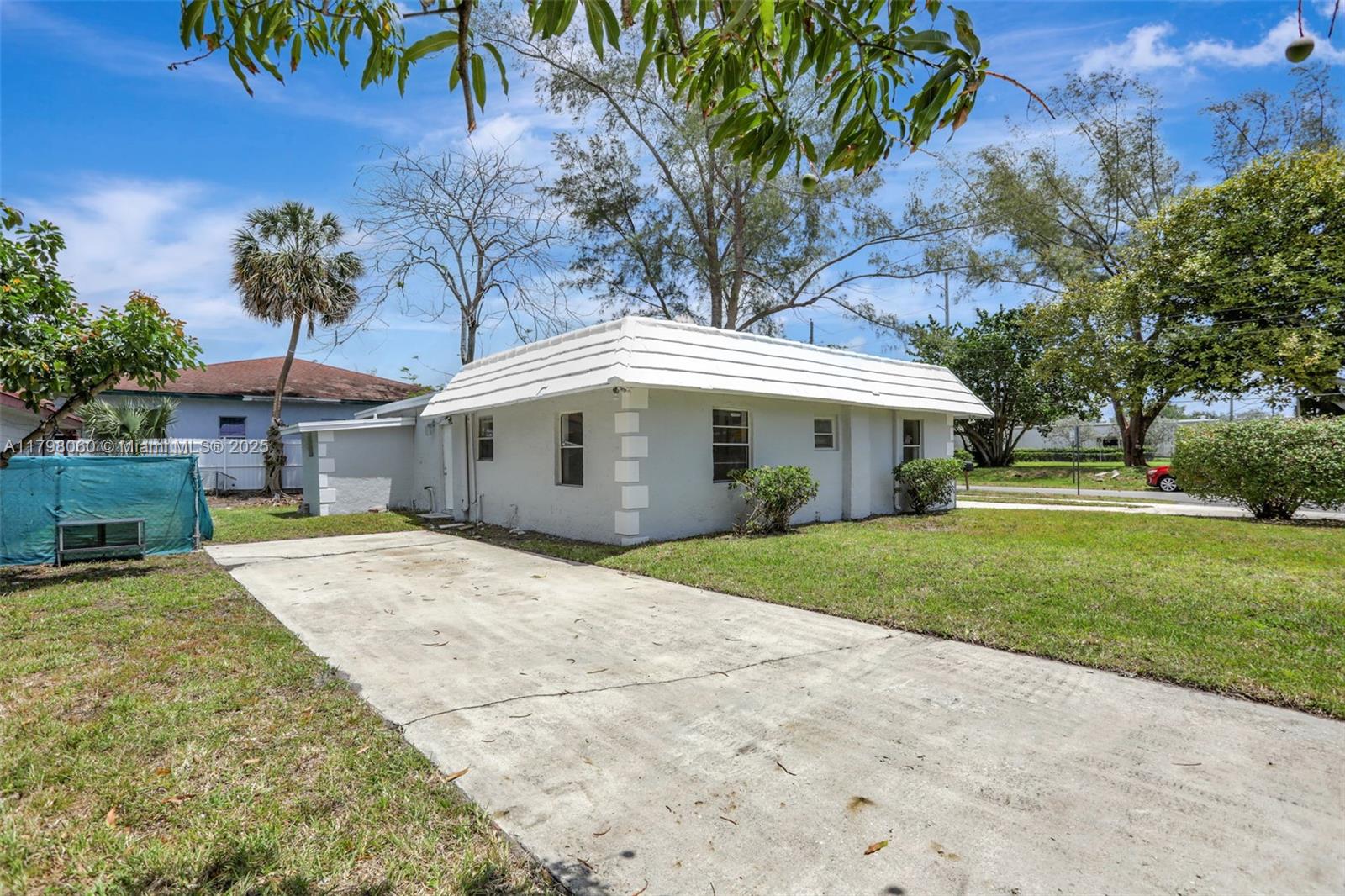 MIDDLE RIVER GARDENS - Residential