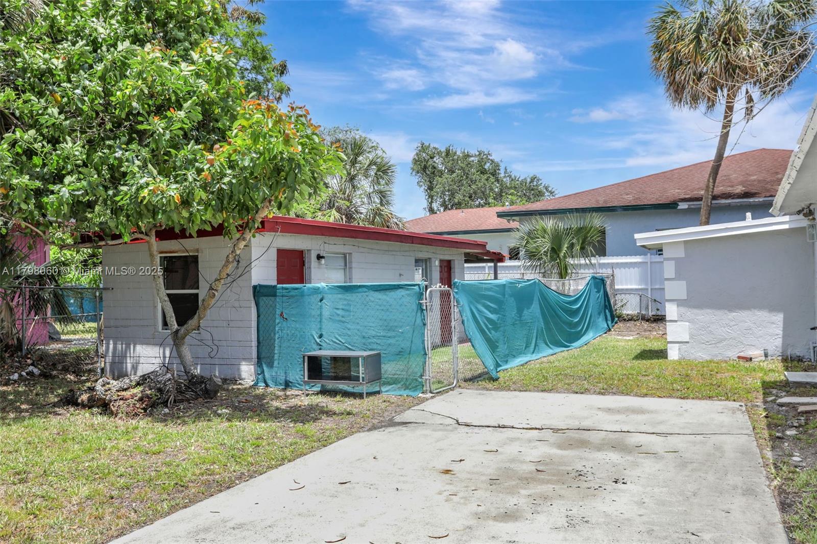 MIDDLE RIVER GARDENS - Residential