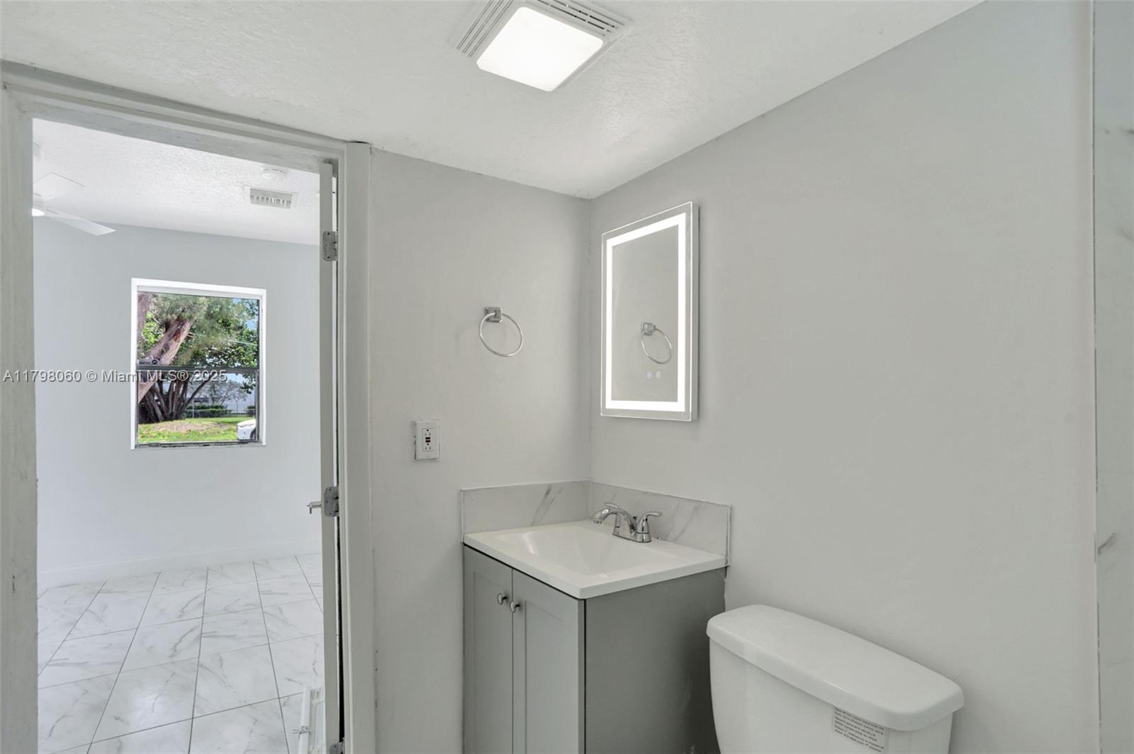 MIDDLE RIVER GARDENS - Residential