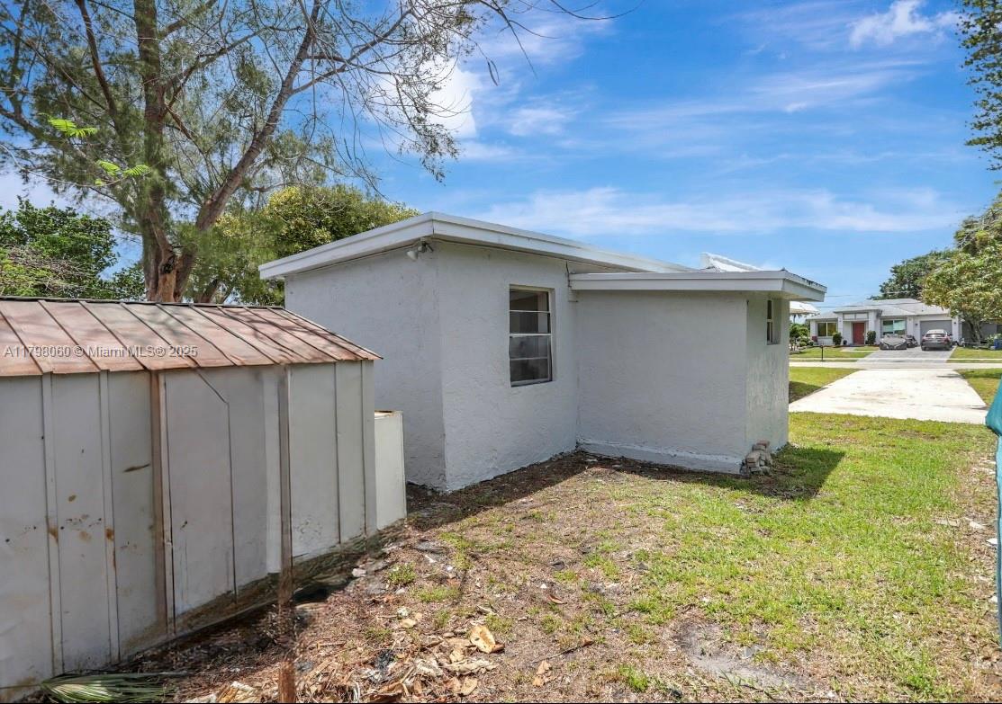 MIDDLE RIVER GARDENS - Residential