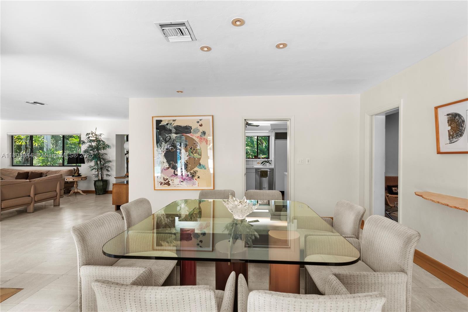 PALM VISTA - Residential