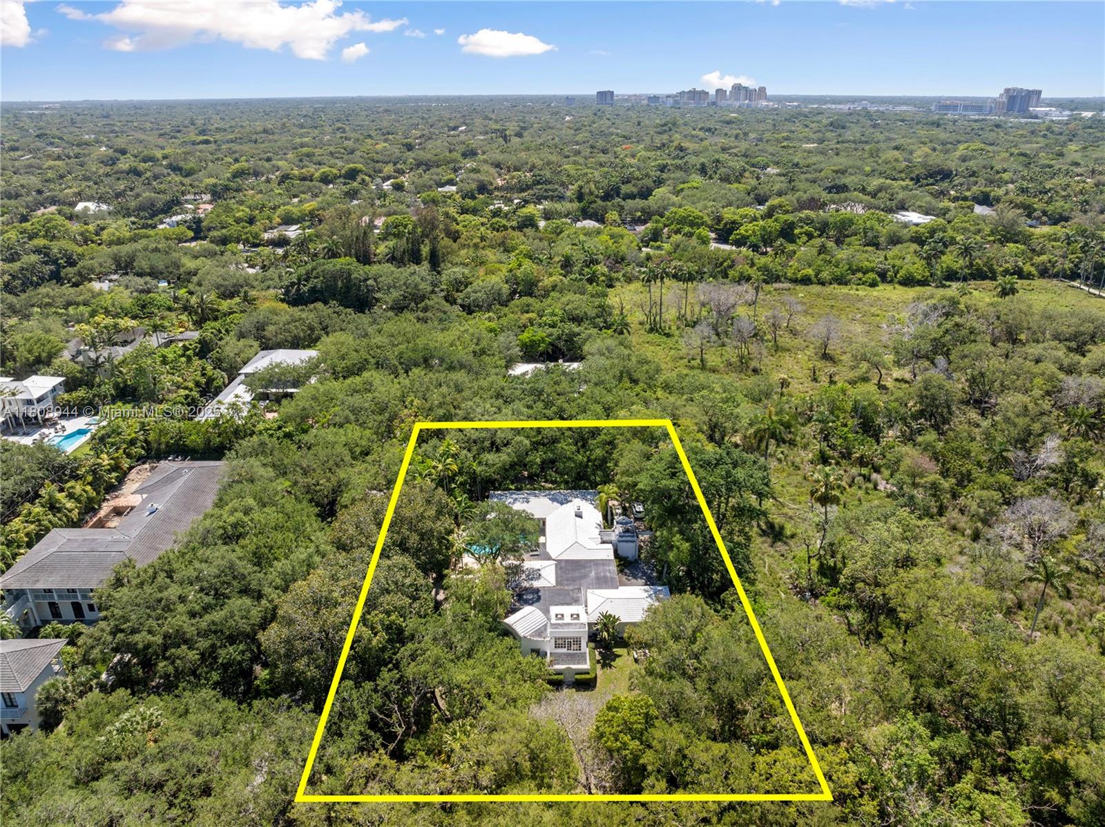 PALM VISTA - Residential