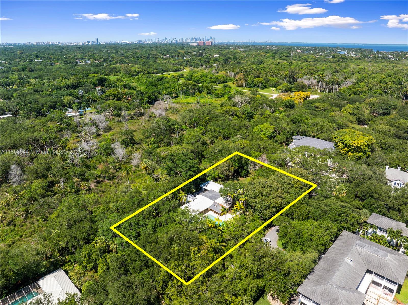 PALM VISTA - Residential