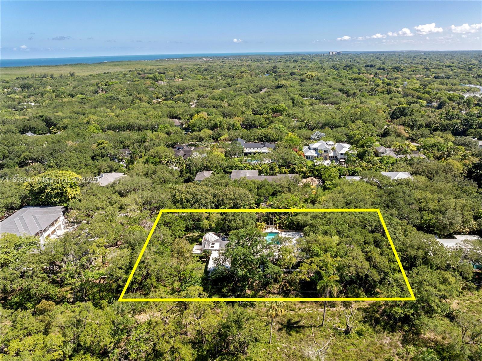 PALM VISTA - Residential