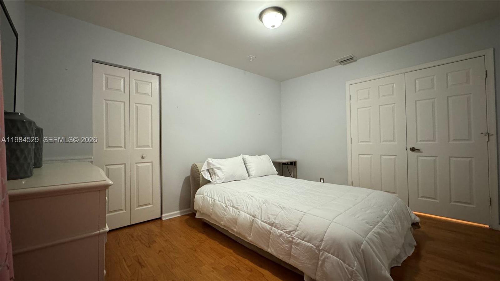 LYONS WEST - Residential