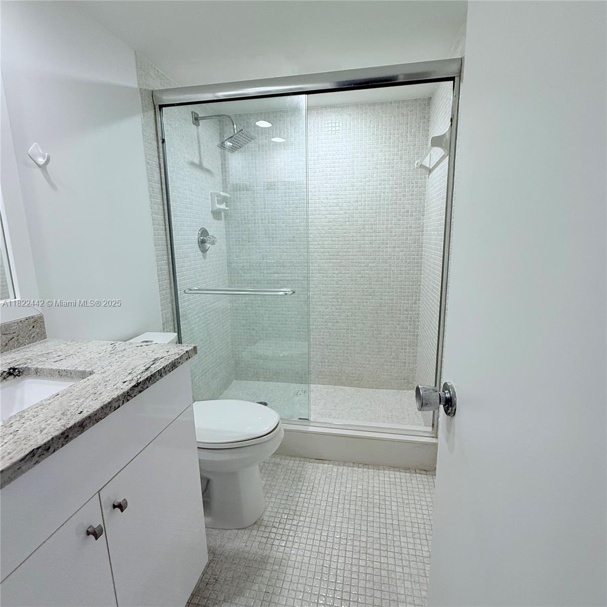 NO 79 PALM-AIRE COUNTRY C - Residential Lease