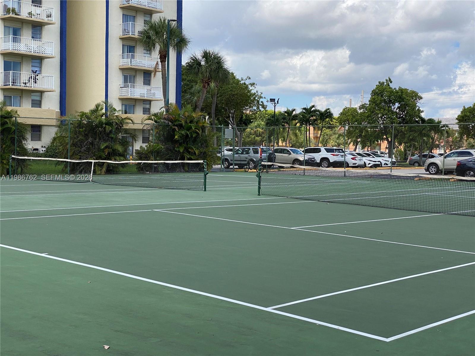 YOLANDA VILLAS - Residential Lease