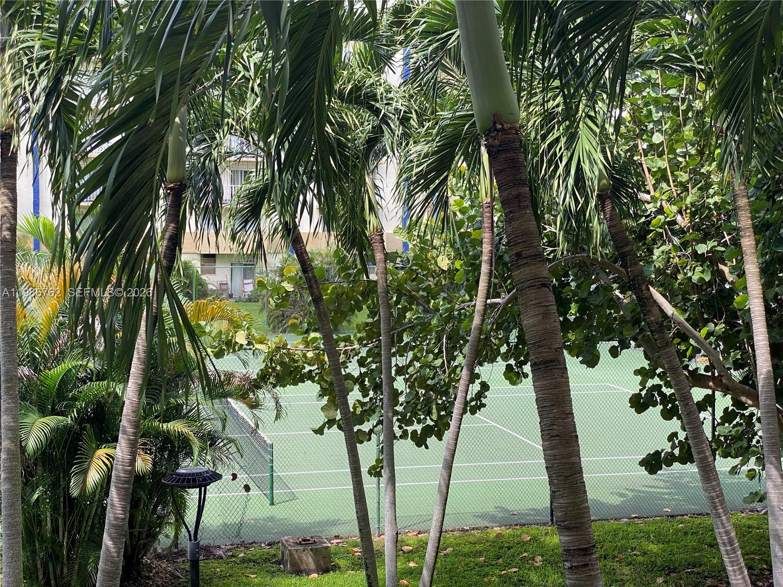 YOLANDA VILLAS - Residential Lease