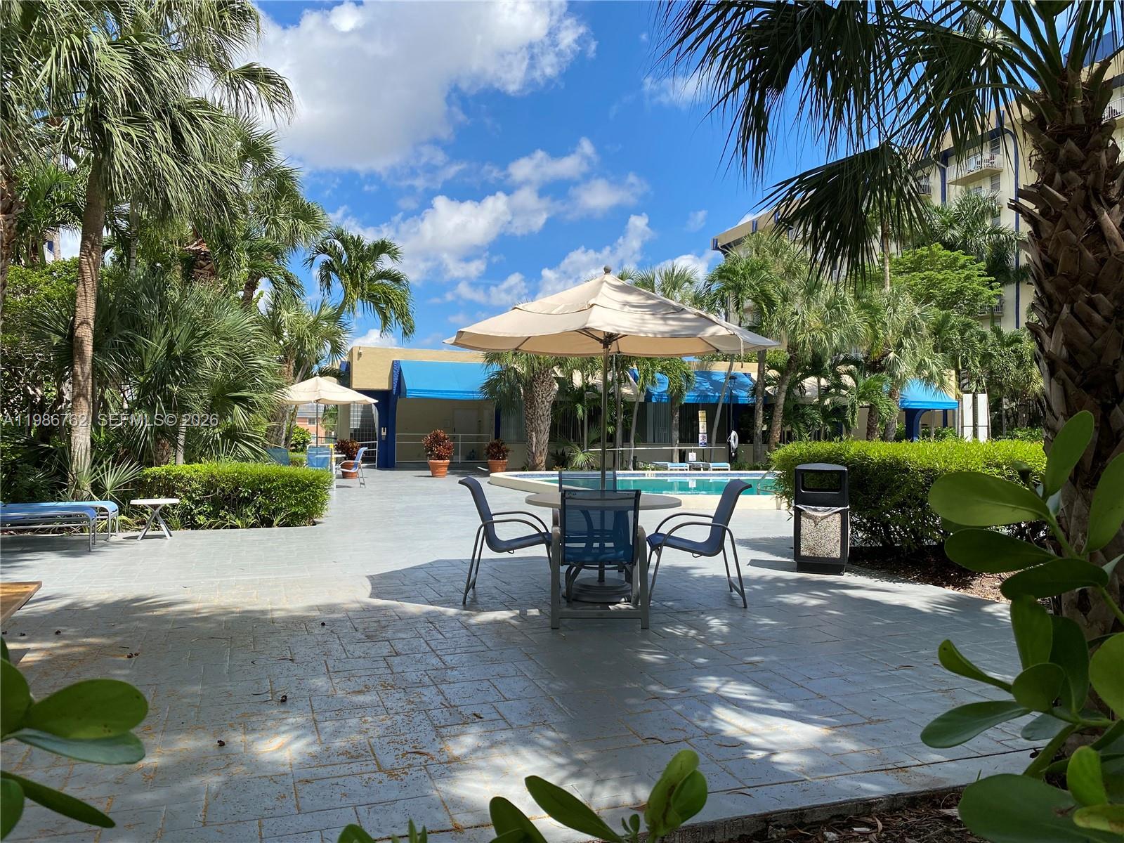 YOLANDA VILLAS - Residential Lease