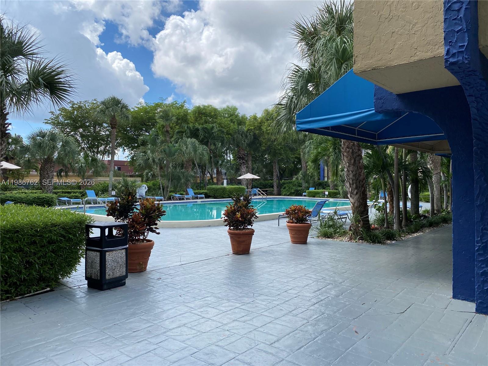 YOLANDA VILLAS - Residential Lease