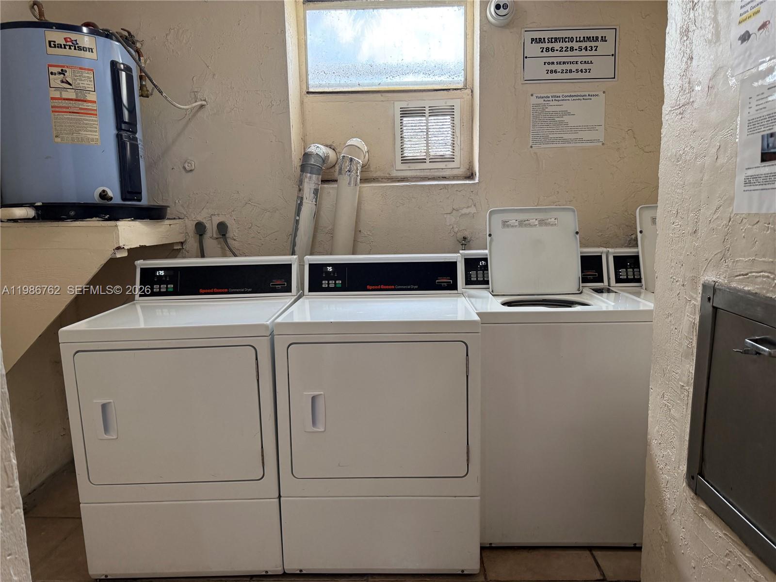 YOLANDA VILLAS - Residential Lease