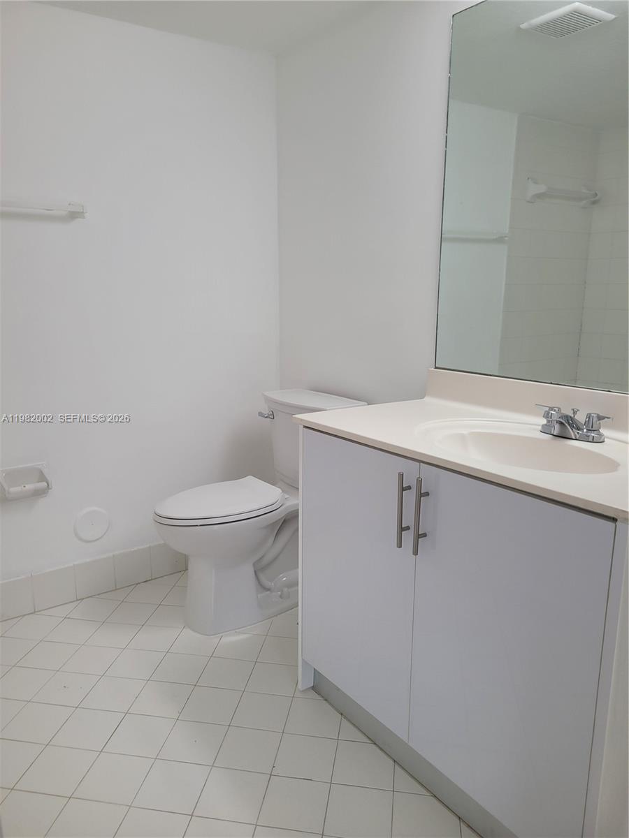 VENETIA GARDENS SOUTH CON - Residential Lease