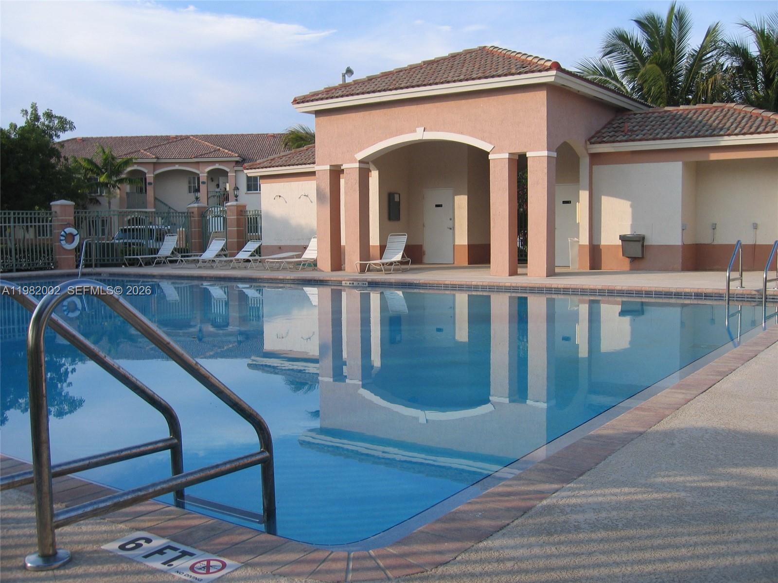 VENETIA GARDENS SOUTH CON - Residential Lease