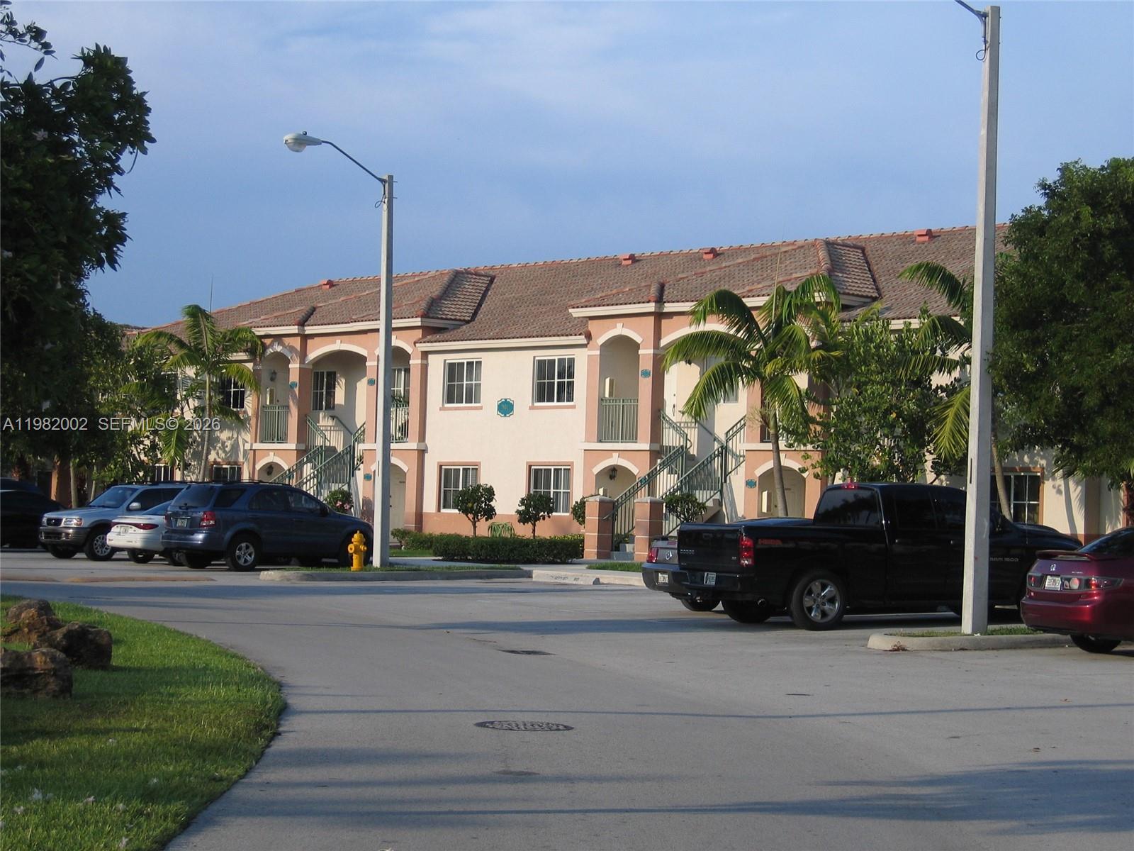VENETIA GARDENS SOUTH CON - Residential Lease