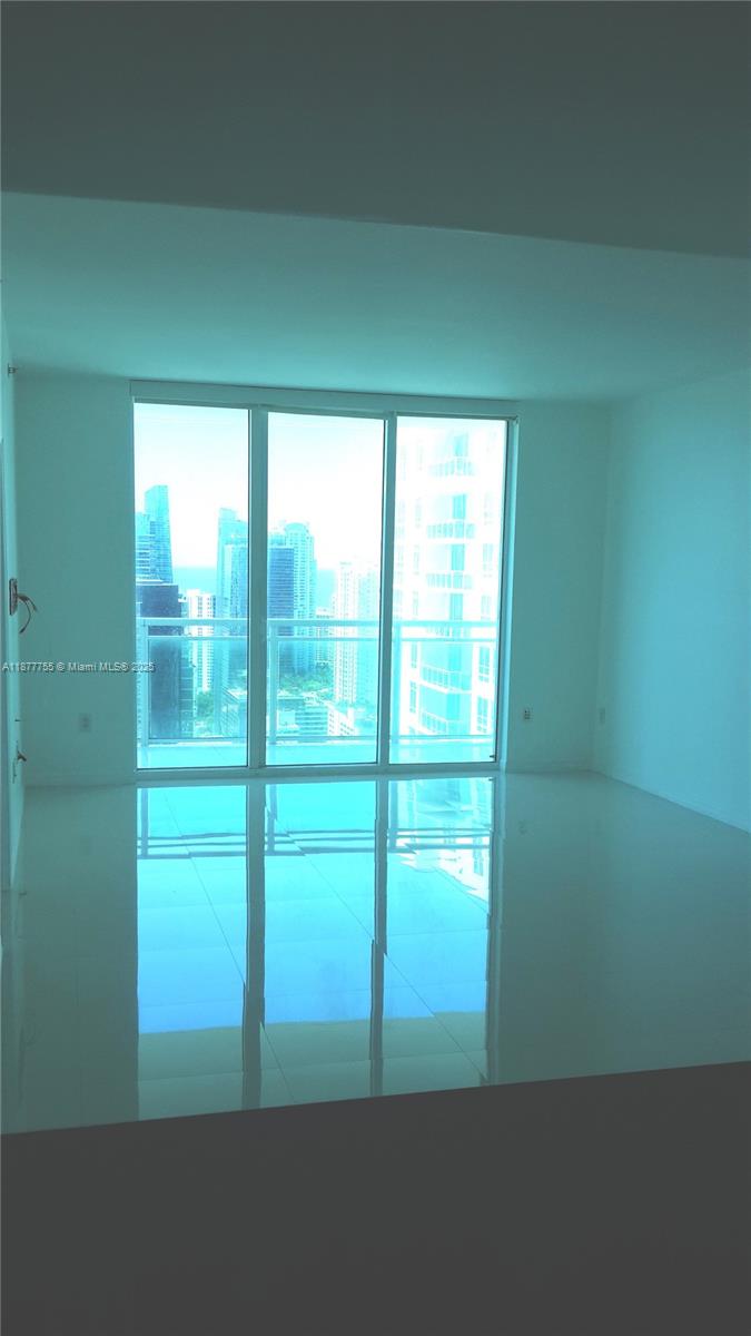 950 Brickell Bay Dr 4005