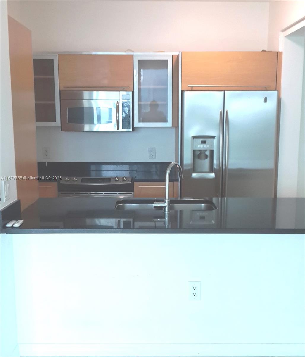 950 Brickell Bay Dr 4005
