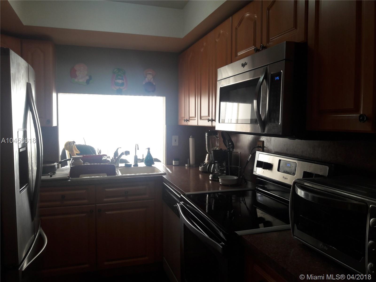 VERSAILLE GARDENS I CONDO - Residential Lease