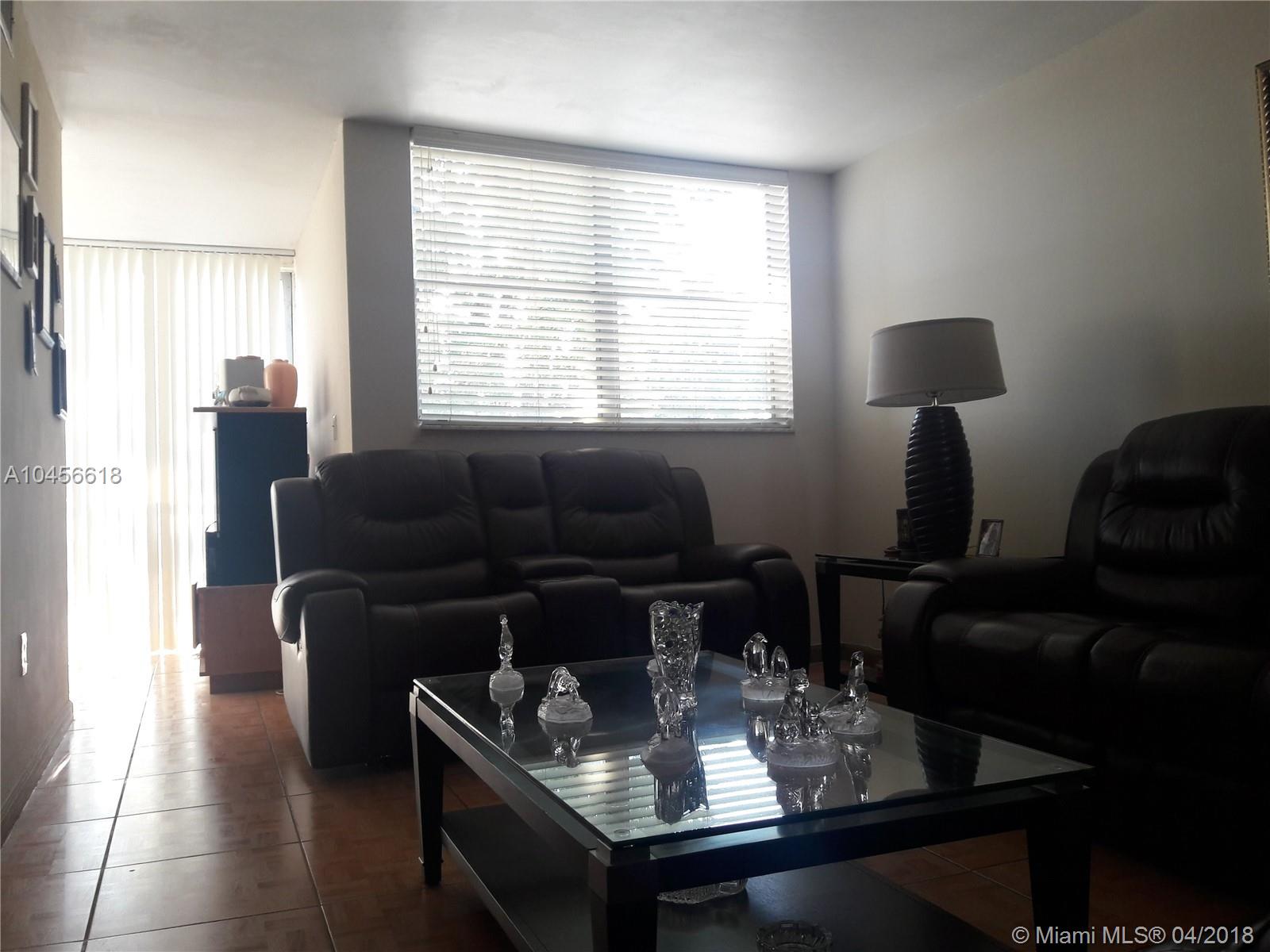 VERSAILLE GARDENS I CONDO - Residential Lease